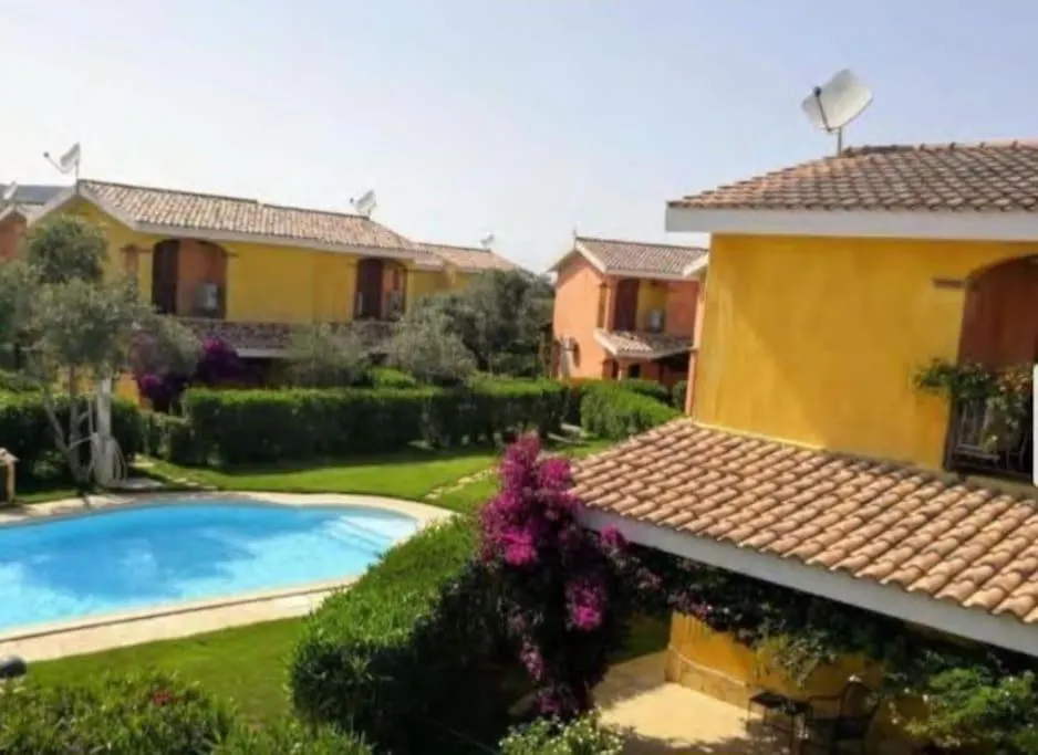 Villa Juniperus Porto Pino SantʼAnna Arresi 0*,  Itália